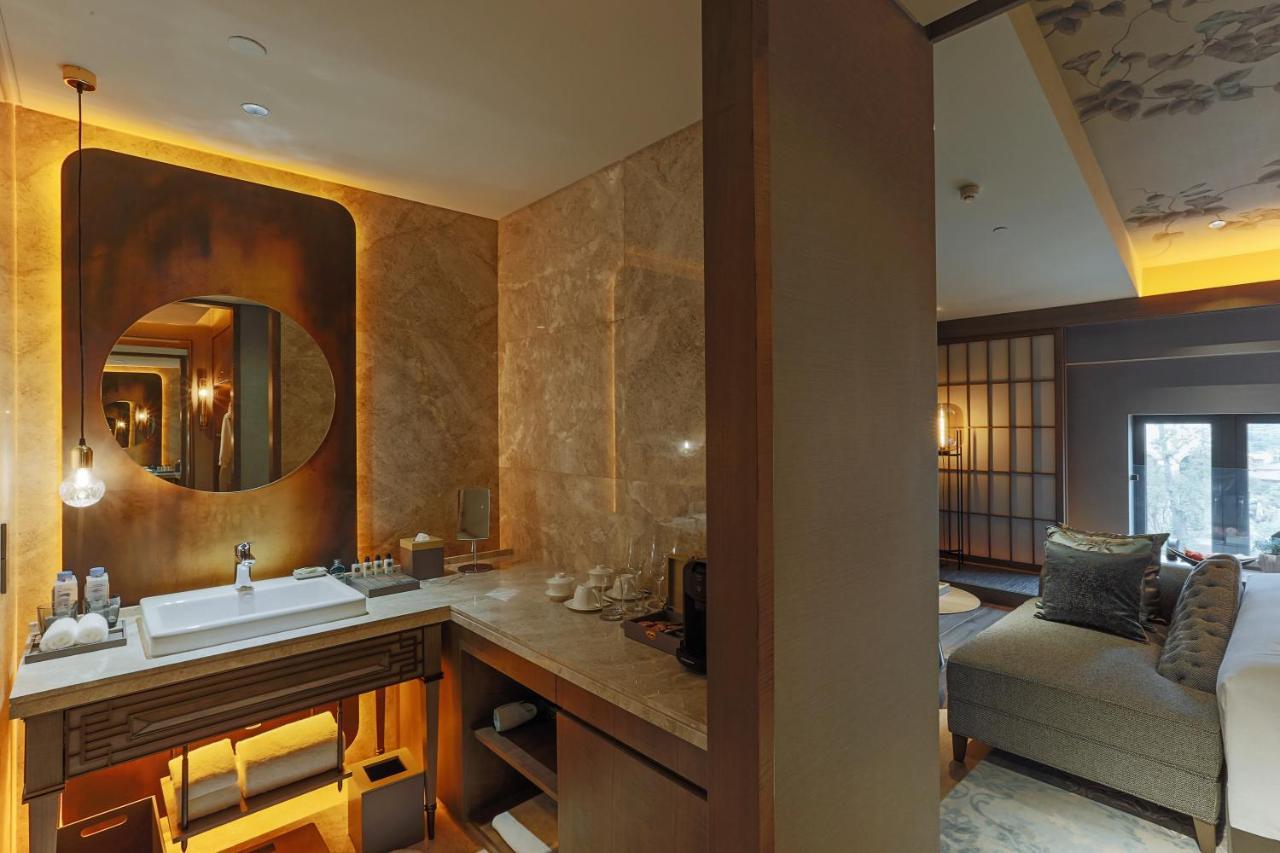 Luxehills Maison Albar Hotel Chengdu Bagian luar foto