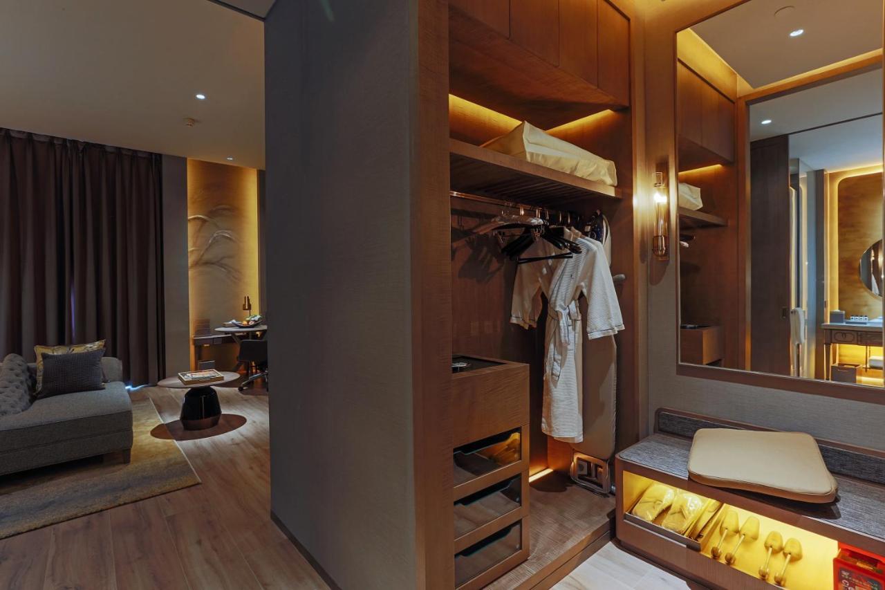Luxehills Maison Albar Hotel Chengdu Bagian luar foto