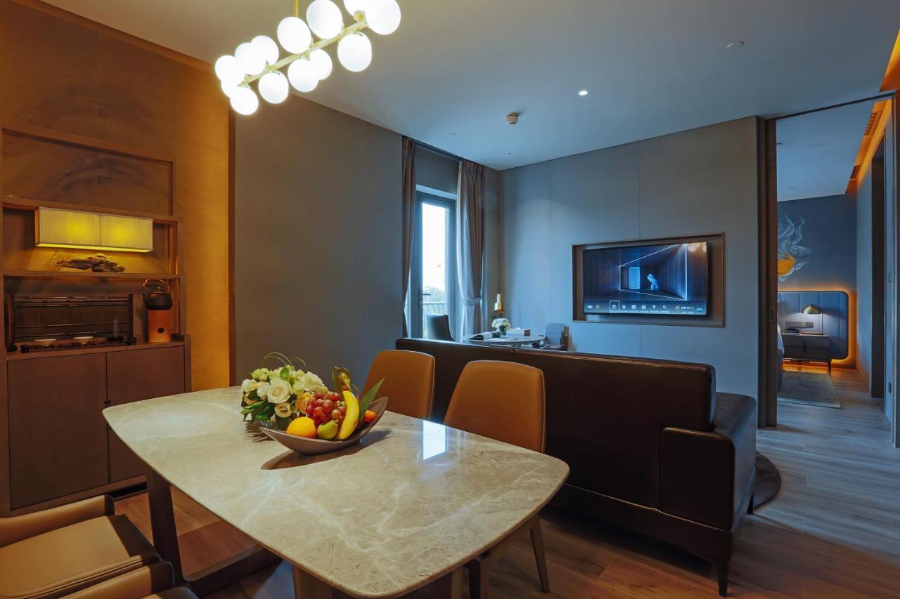Luxehills Maison Albar Hotel Chengdu Bagian luar foto